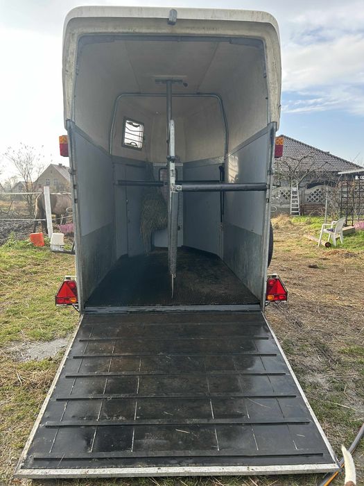 Sprzedam! Przyczepa dwu konna prawo jazdy kat. B