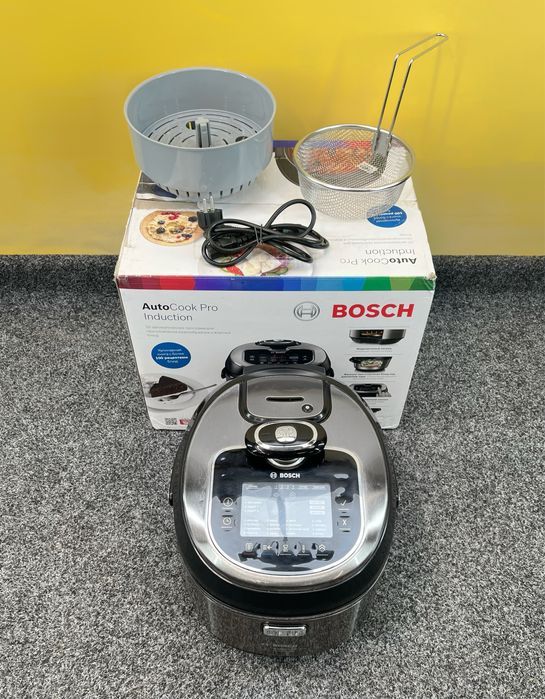 Мультиварка индукционная Bosch AutoCook MUC88B68 Скороварка