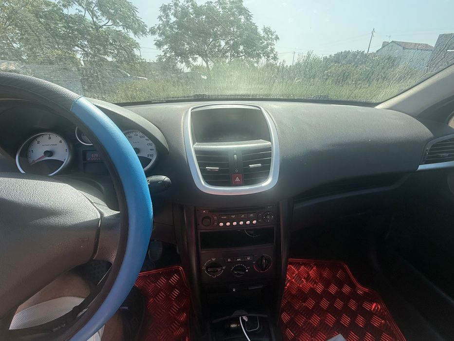 Peugeot 207 1.4 HDi 68 cv 2008