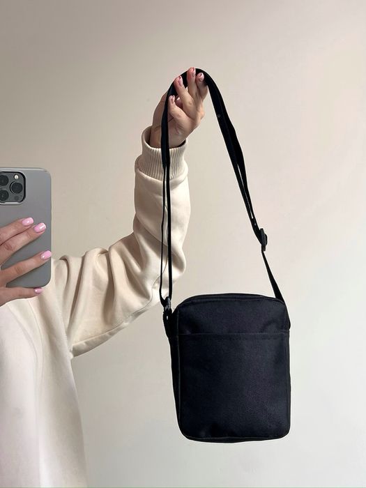 Сумка через плече з лого Каппа/Kappa | Месенджери | Опт та роздріб