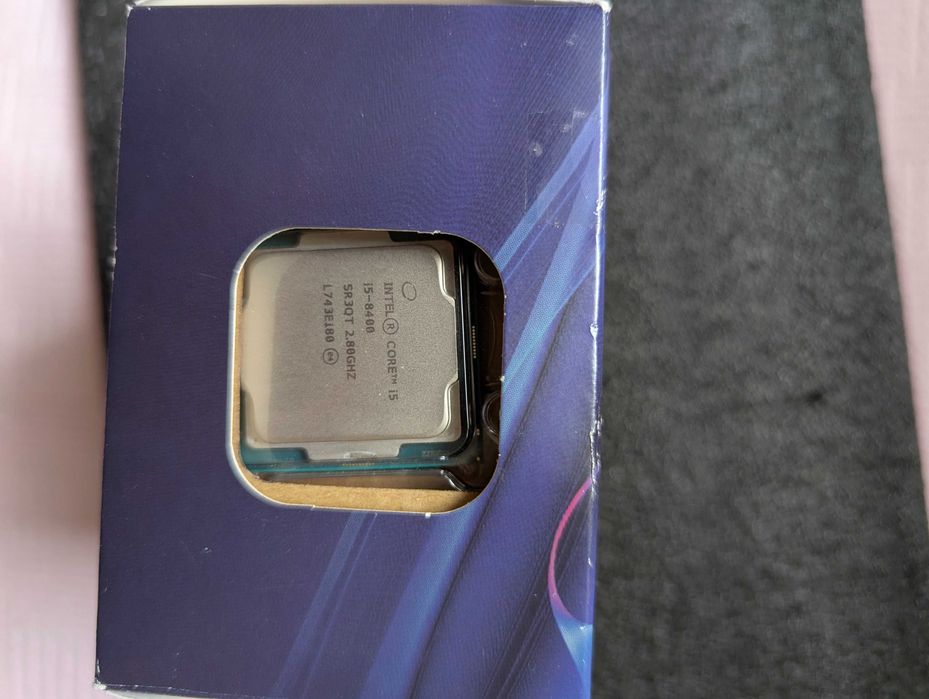 Процесор CPU Intel 1151 I5 8400 під DDR4 повний комплект BOX