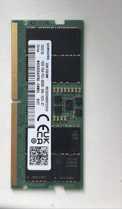 Оперативна памʼять Samsung 16 GB ddr5 5600 mhz