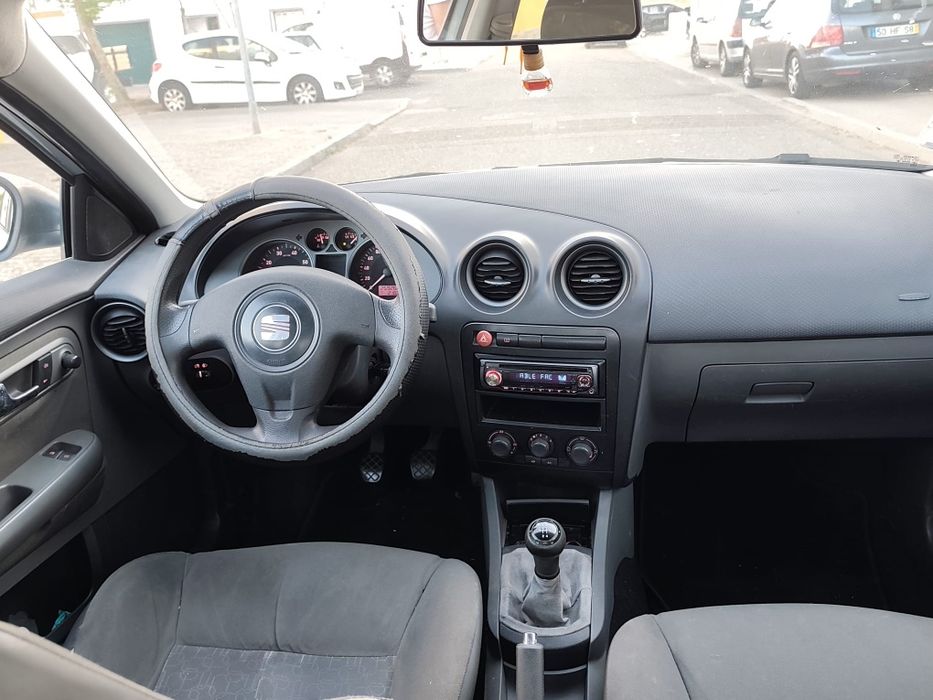SEAT Ibiza — fotografia 5