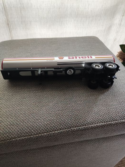 Vendo cisterna da Shell 1/43