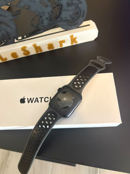 Apple Watch SE ultima geracao, 2 anos de garantia, 44mm