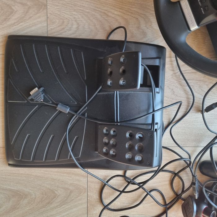 ps3 slim z kierownica  ale nie działa wczytywanie plyt