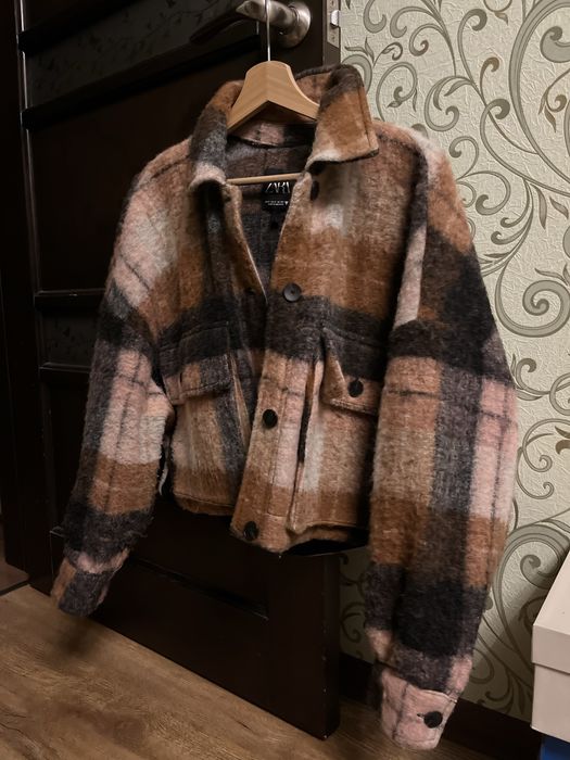 Утеплена оверсайз куртка ZARA, оригінал, розмір S