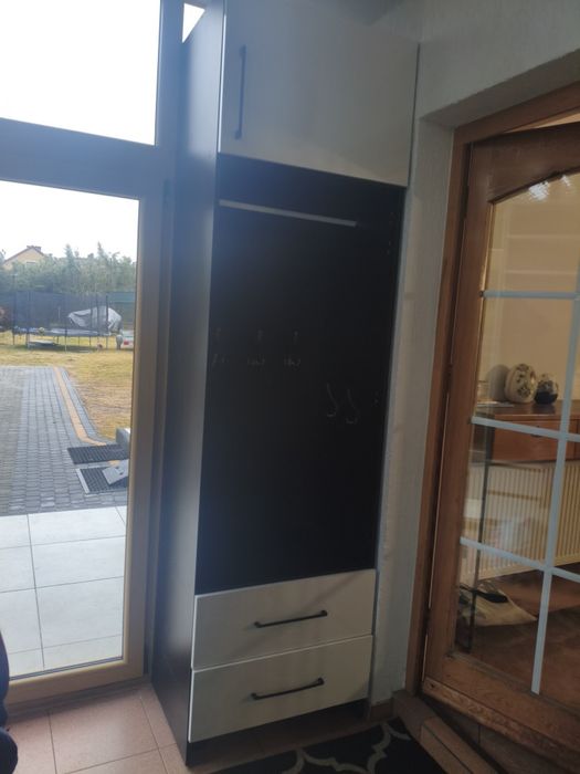 Szafa do przedpokoju