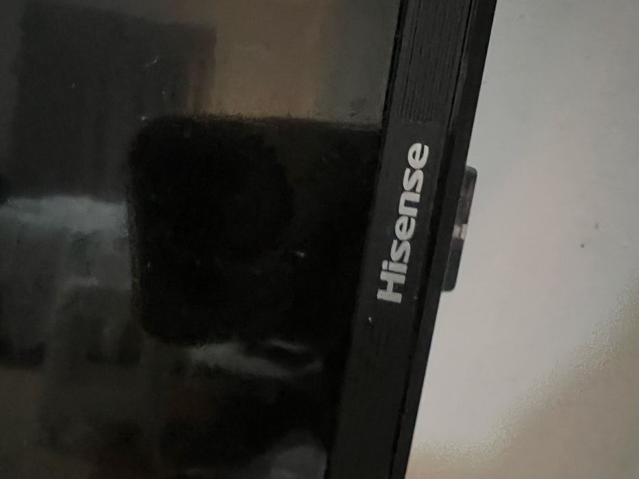 TV 55 HISENSE avariada
