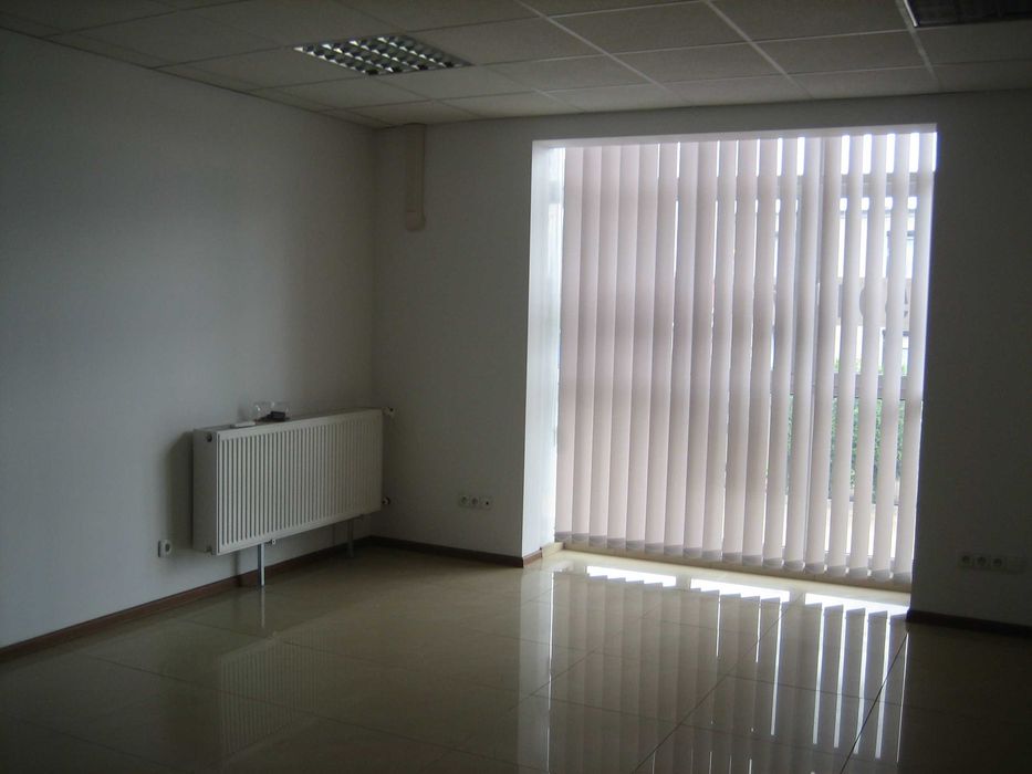 Lokal biurowy 30m2 Plewiska NOWY RYNEK ul Grunwaldzka