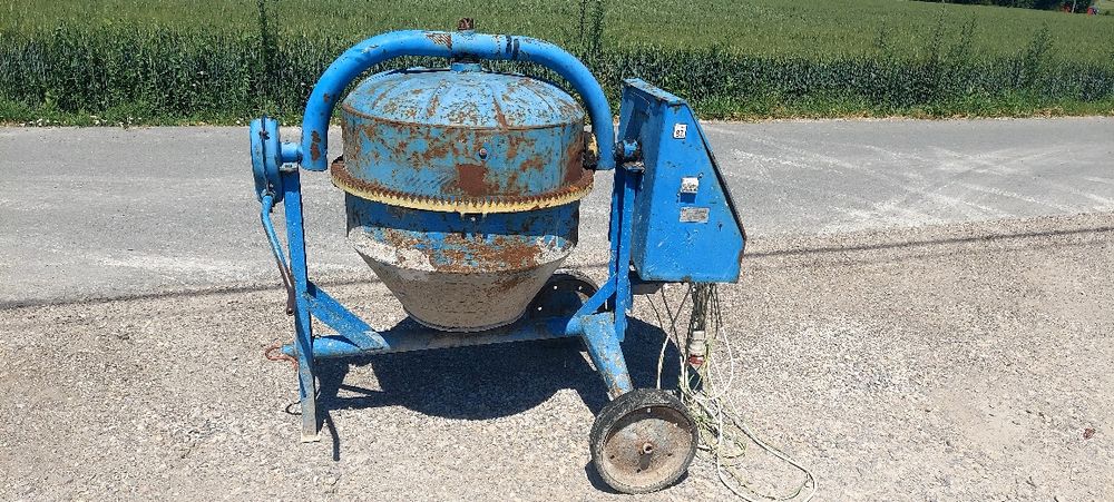 Betoniarka Agro-Wikt 320 L Duża Mieszalnik Transport