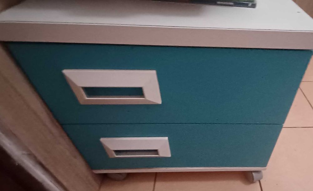 Beliche duplo e cama de casal