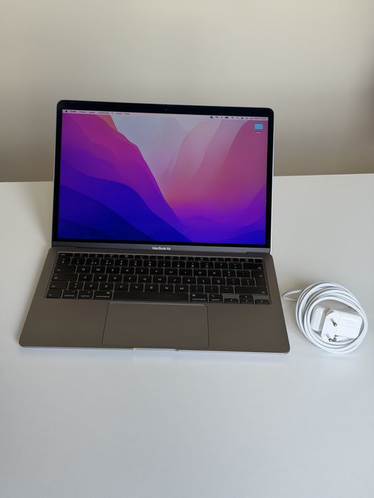 MacBook Air 202064730097442435121