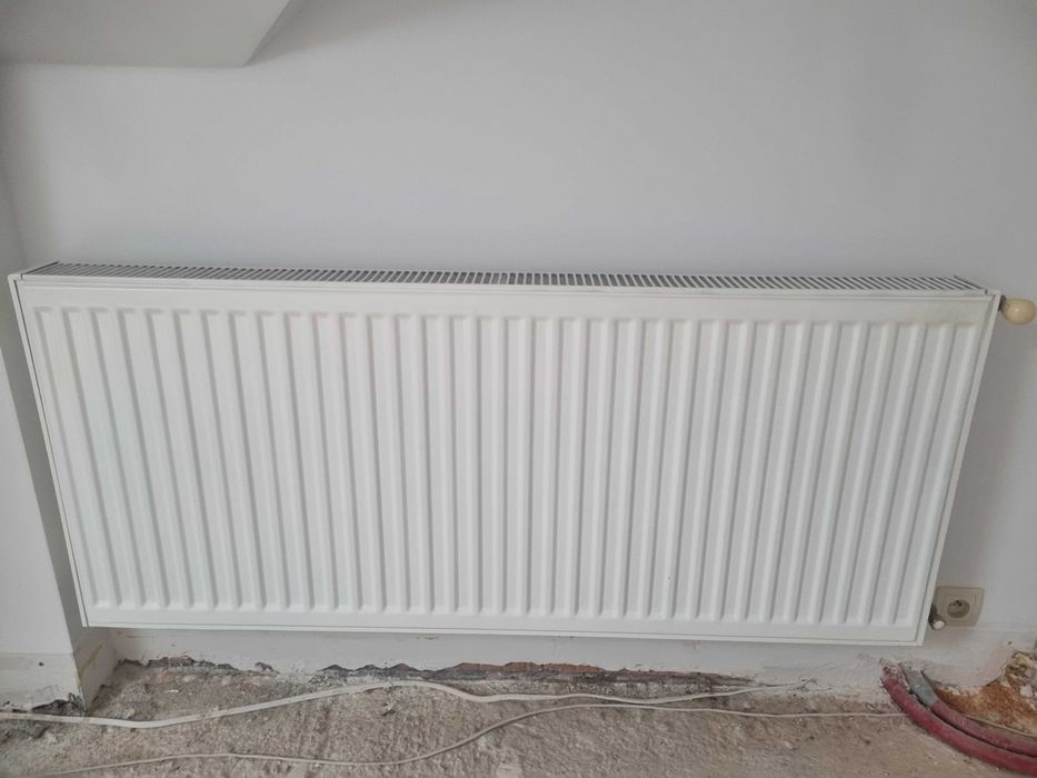 Grzejnik Kaloryfer, Firmy Idmar