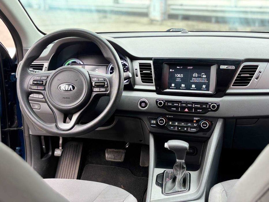 Оренда авто (Гібрид)  Kia Niro 2018р