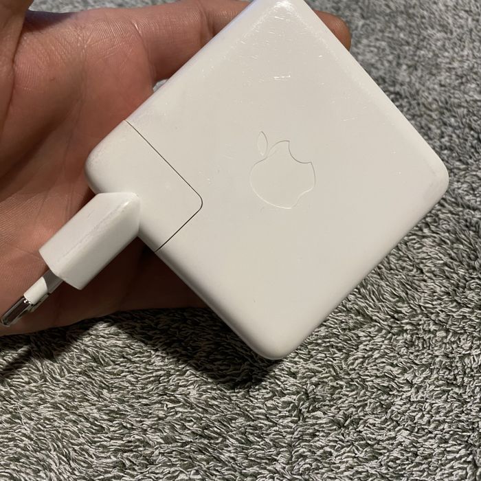 Адаптер Apple USB-C 61w A1718