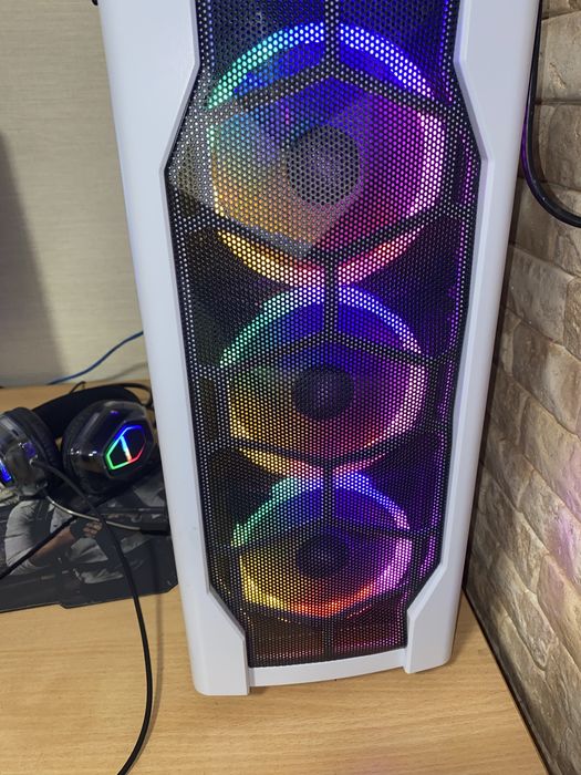 Продам Пк в отличном состоянии