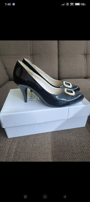 Buty na obcasie/ANIS/