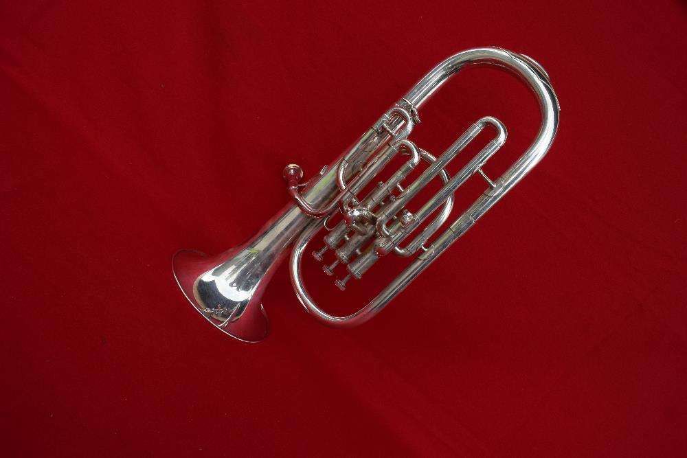 Trompa , Master 670289