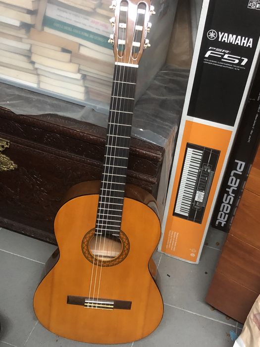 Guitarra Jaeger nunca usada