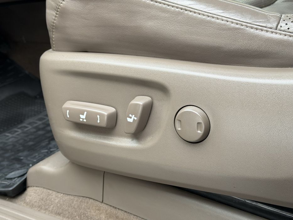 Продам живий Lexus GX !!