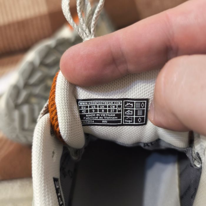 Нові кросівки Keen Targhee Apex WP