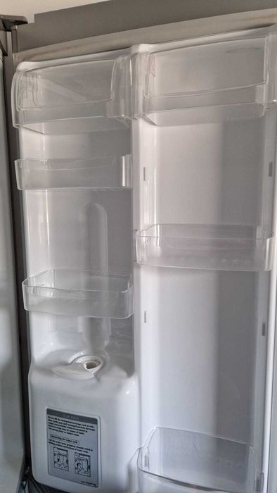 Frigorífico Combinado LG – Bom Estado