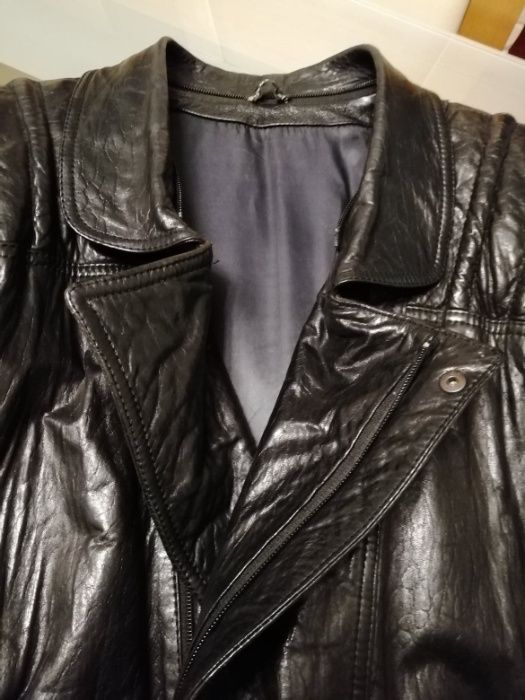 Casaco Preto de Couro