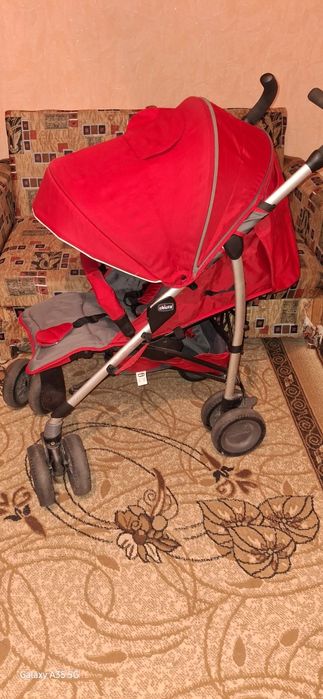 Дитяча коляска chicco