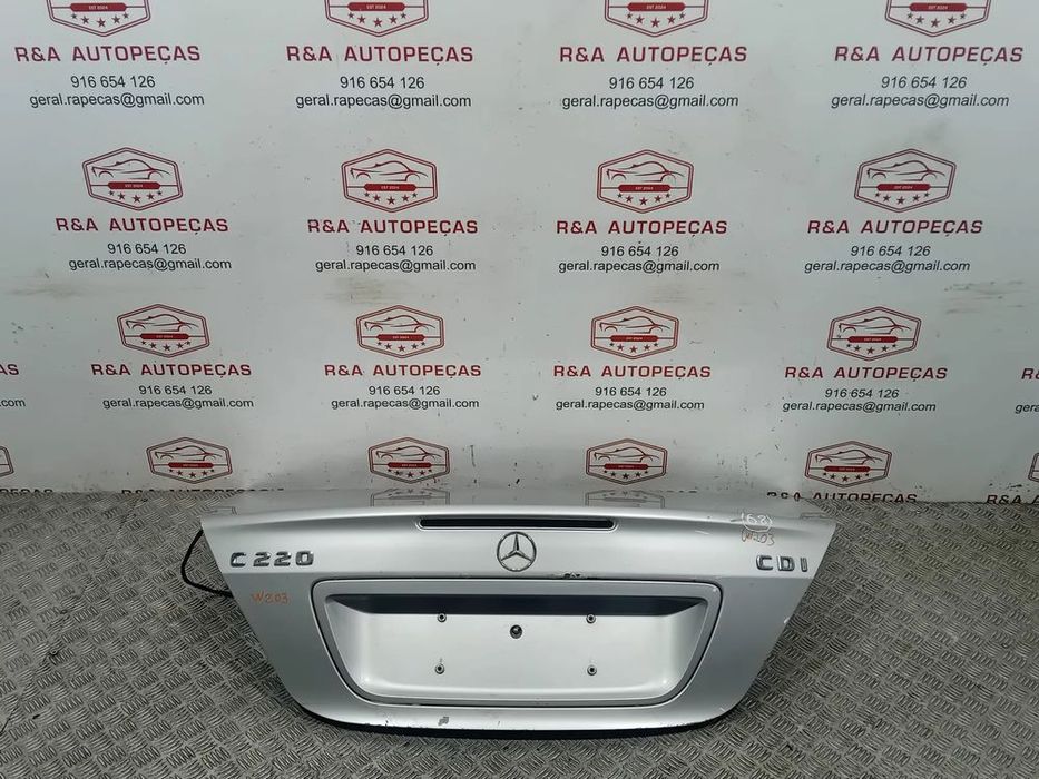 Tampa Porta de Mala Mercedes Class C W203 Sedan Original