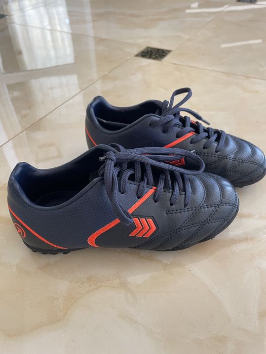 Буци для футболу