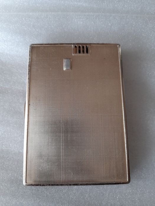 Peças de decoração variadas e cigarreira