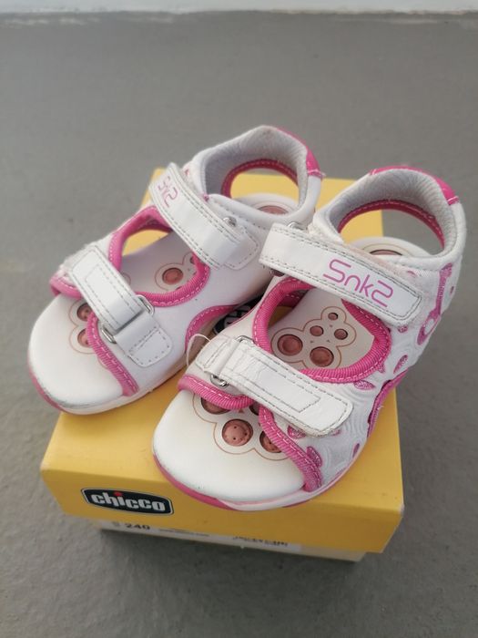 Sandália Chicco tamanho 24