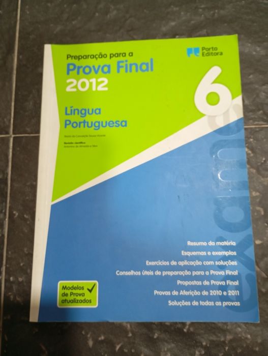 Livro escolar de português