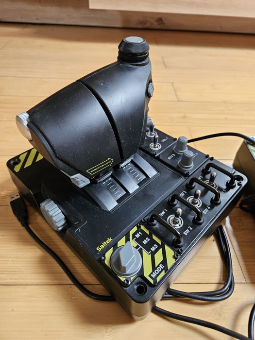 Zestaw hotas throttle joystick flight sim Saitek Logitech x55