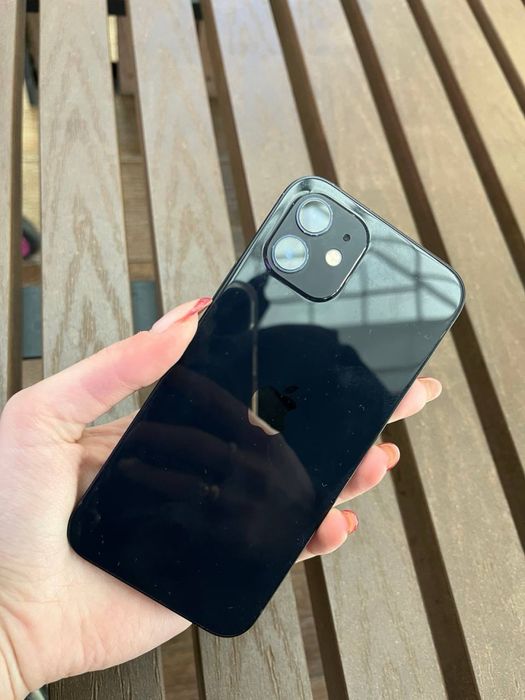 Iphone 12 продам