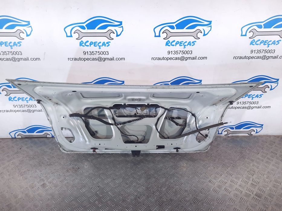 PORTA TAMPA MALA MERCEDES BENZ CLASS E C207 W207 COUPE A2077500175