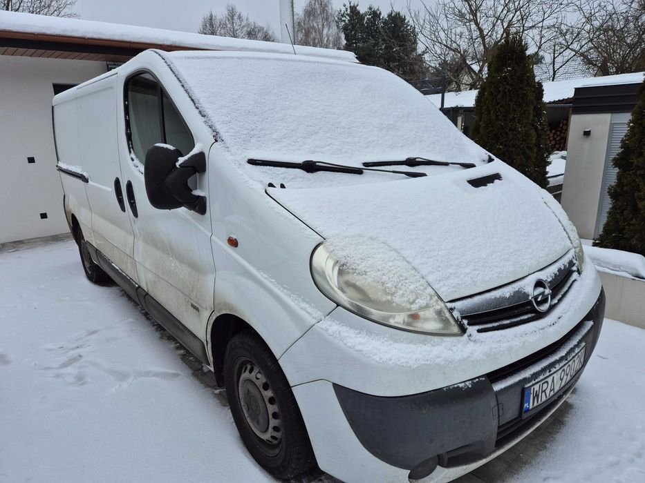 Opel Vivaro 2011 2,0 197 tyś km Trafic