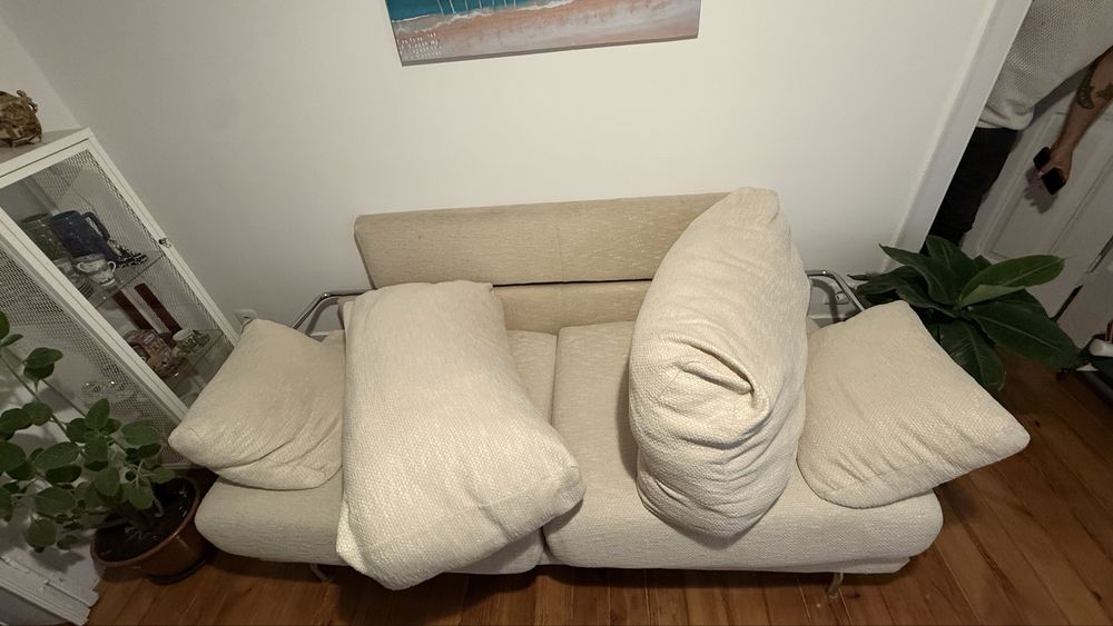 Sofa extremamente confortavel 3 lugares