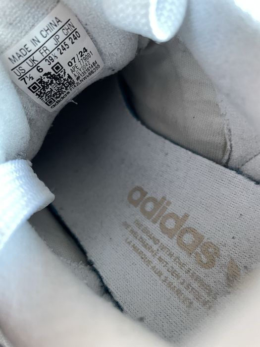 Жіночі кросівки Adidas Campus