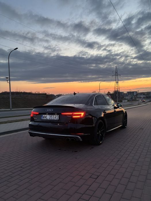Audi S4B9 2018r 354km