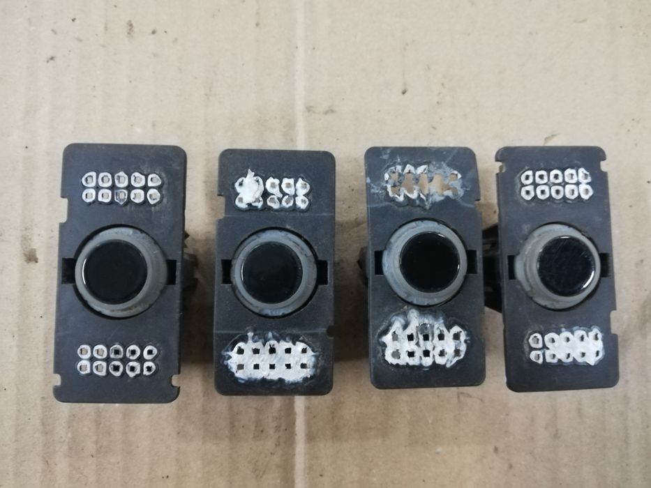 Czujnik parkowania cofania PDC koszyk mocowanie Ford Focus mk4 IV komb