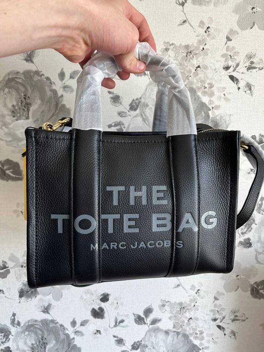 Сумка Marc Jacobs Mini Traveler Tote, Black