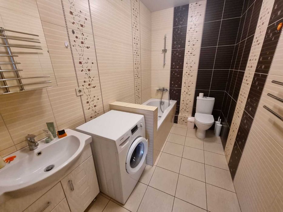 Продам 2 кім кв.вул. Сікорського 1 а ЖК Зелений острів 1