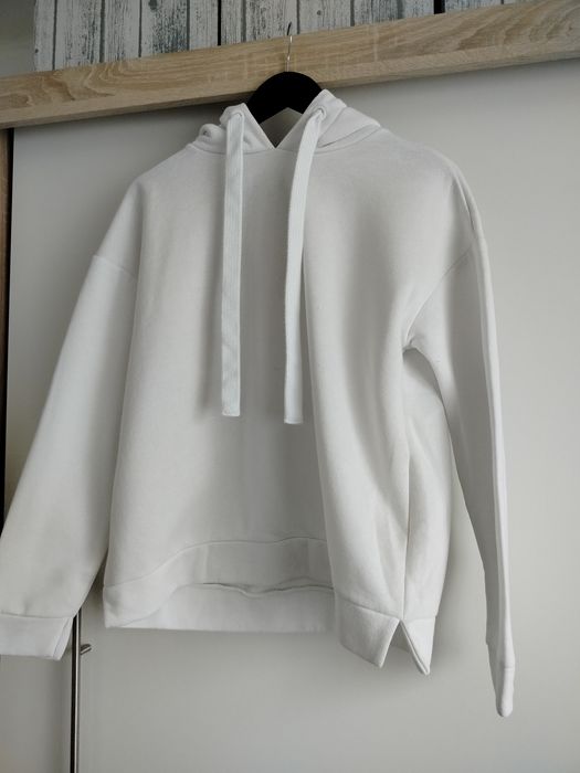 Biała bluza Reserved bez metki. Oversize