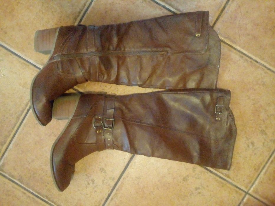 Skóra kozaki rozmiar 43 (na szerszą łydkę)