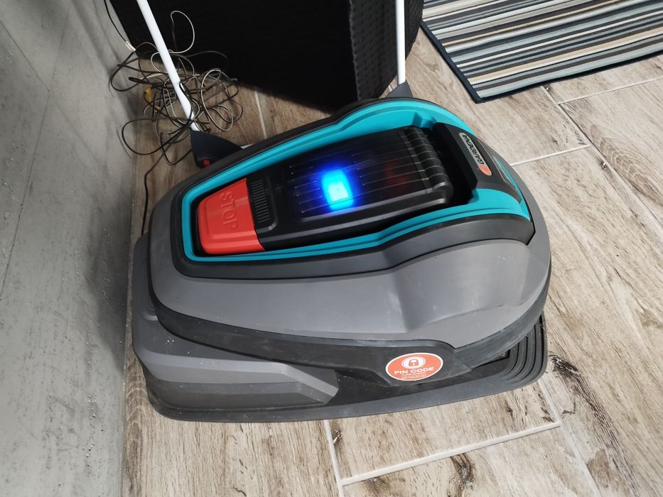 Robot Gardena Lr40i + daszek Gardena