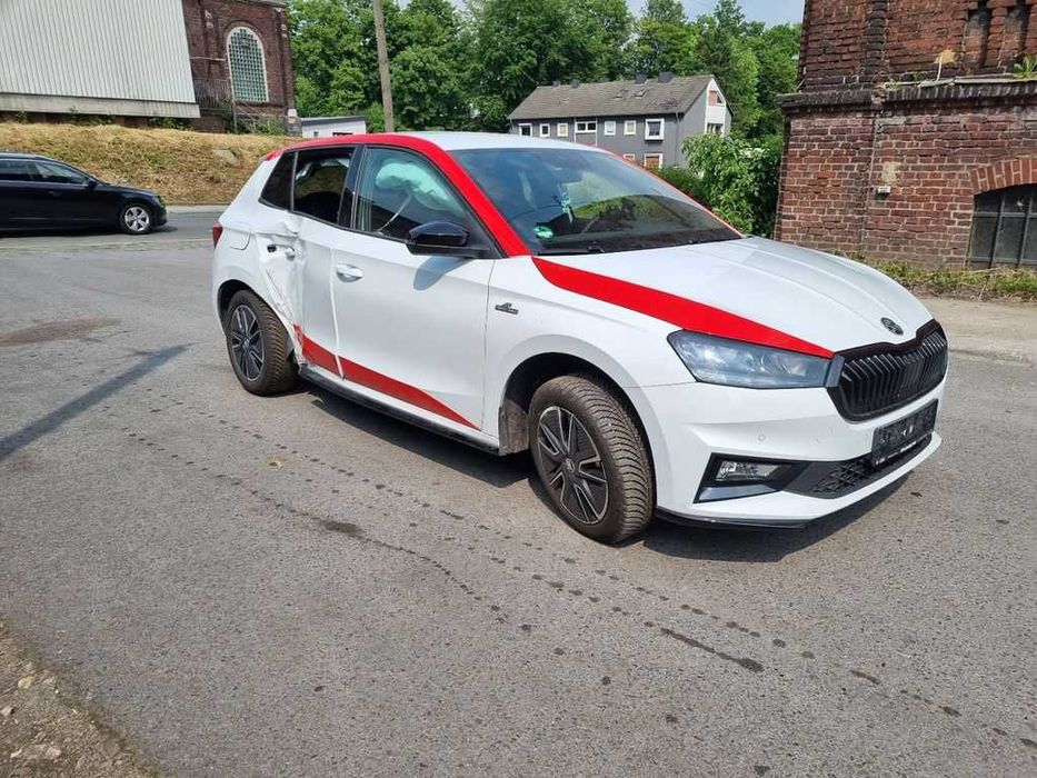 Бампер Skoda Fabia III Monte Carlo  Запчастини Шкода Фабіа