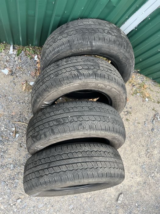 Гума всесезона 215/65 r16