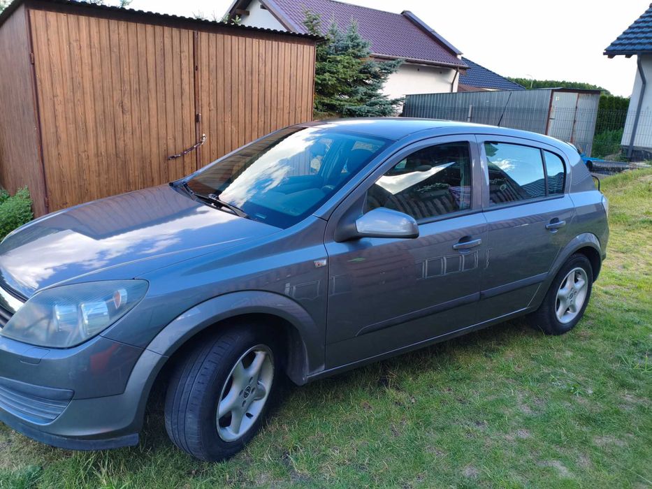 Opel Astra 3 (H) - 1.6 - 2006